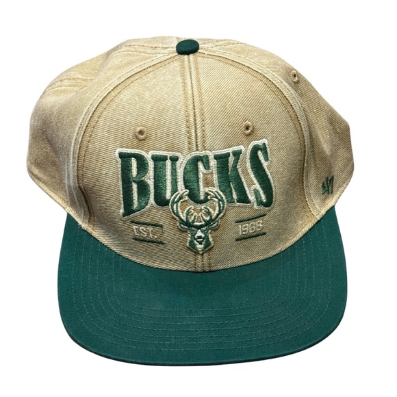 Milwaukee Bucks 47 Brand Snapback Hat | Tan & Forest Green Adjustable NBA Cap - Picture 1 of 6